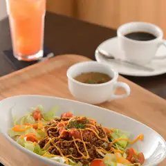 沖縄名物料理が飯山で味わえる　　『タコライス（スープ付き）』