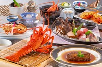 伊勢海老をお造り、蒸し、タルタル焼き、鬼瓦焼、頭味噌汁で3.５尾分と松阪肉ヒレステーキがお召し上がりいただけるコース料理（数量限定）