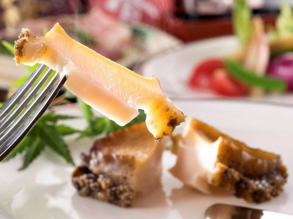 三重県産天然鮑料理