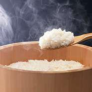 鳥取産のお米や野菜、魚介などを豊富に使い、素材本来のうま味を引き出した料理をお出ししています。多くの方に味わっていただくため、リースナブルな料金設定にしました。