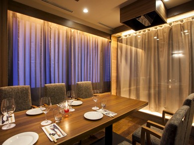 贅を尽くしたステーキコースでおもてなしを。