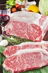 ・本日のお通し
・最上牛A5ランプ130g
・焼き野菜
・ガーリックロール
・デザート(コーヒーor紅茶)
・パン