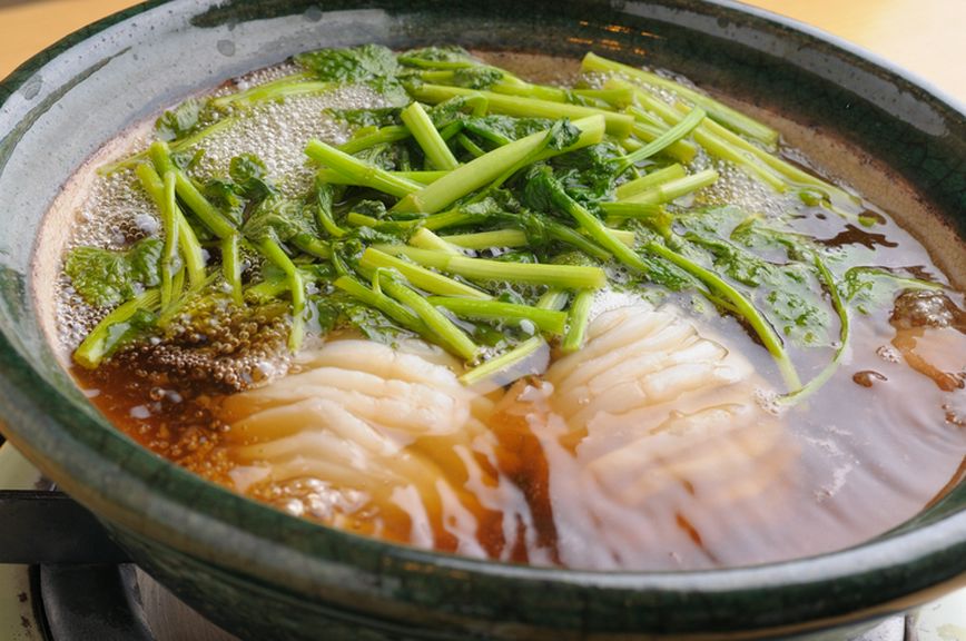 夏は梅干し鍋、冬はねぎま鍋
