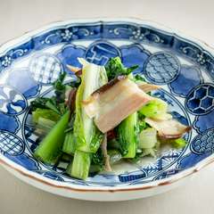 『台湾A菜と自家製干し肉の炒め物』