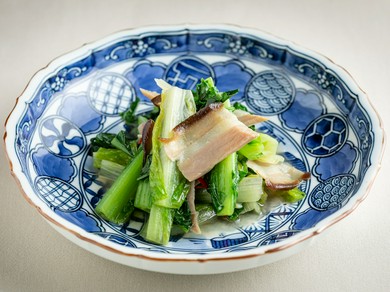 『台湾A菜と自家製干し肉の炒め物』