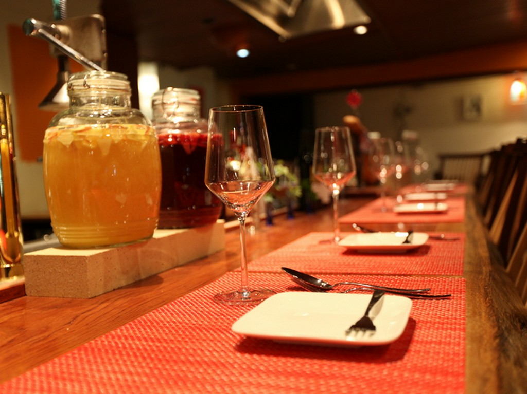 渋谷道玄坂の隠れ家で、大人の親睦会はいかがですか