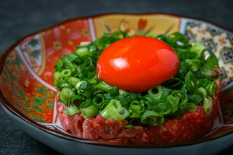 黒毛和牛ユッケ