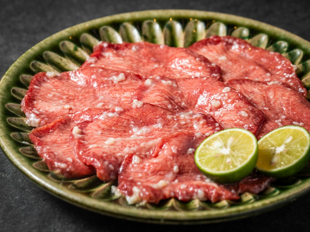 黒毛和牛　牛タンの塩麹漬け