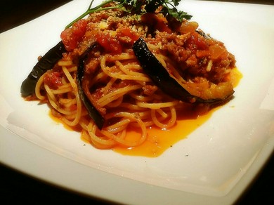 具の量に感激『カニのトマトパスタ』