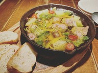 野菜たっぷりニンニクたっぷりのアヒージョです！
