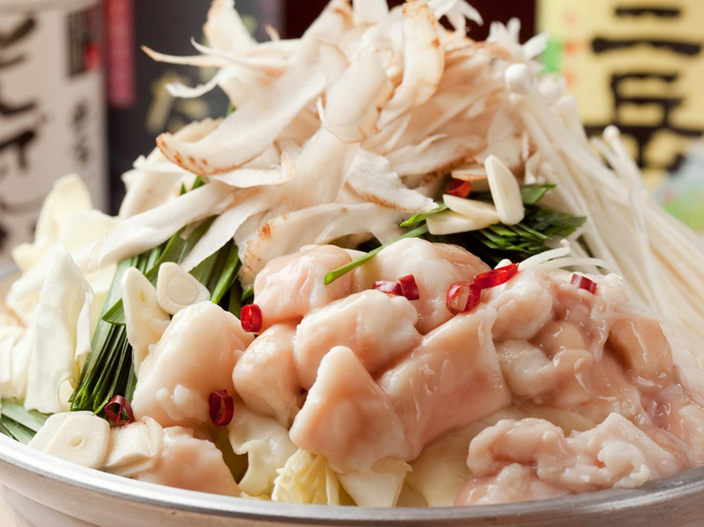 スープと丸腸の肉汁がたっぷりの『和牛　丸腸入もつ鍋』