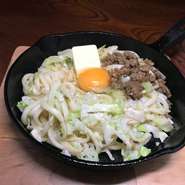 これを食べずに帰るのは、じらい屋に来て餃子を食べずに帰るのと同じくらいに残念な行為。必ず食べてね。