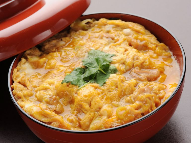 ランチにしか食べられない（上）親子丼