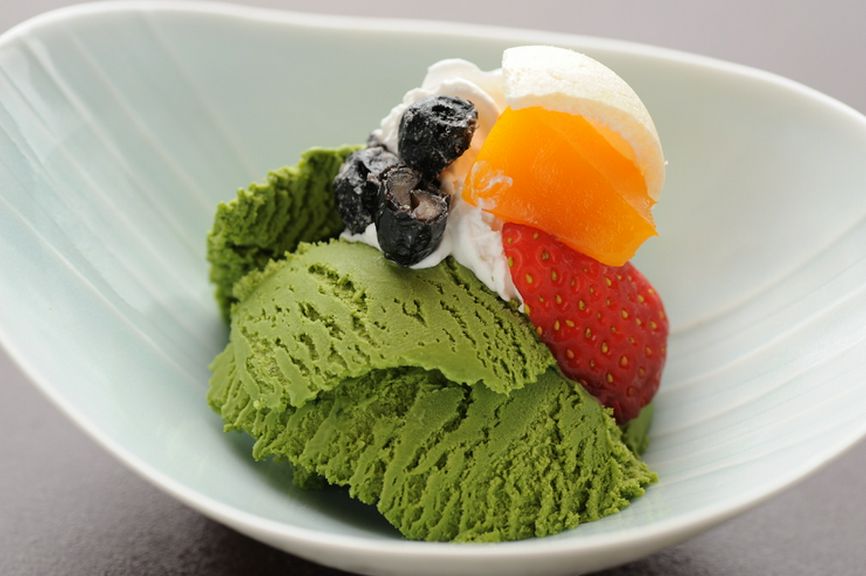 甘味も全て手づくり。濃厚な抹茶のアイスクリーム