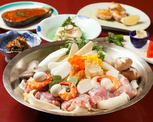 厳選食材と職人技が生み出す和の真髄『うどんすき会席』