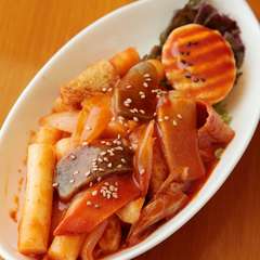 老若男女問わず、食べやすい味付けの韓国家庭料理