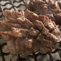 食べごたえ抜群の豚の『厚切りタン』