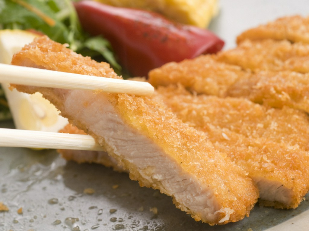 肉汁の旨みが口いっぱいに広がる『ロースカツ』