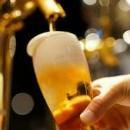 ビールはすべてサーバーで注ぎます。
ビールは全部で13種類。
京都でも指折りの品揃えです。