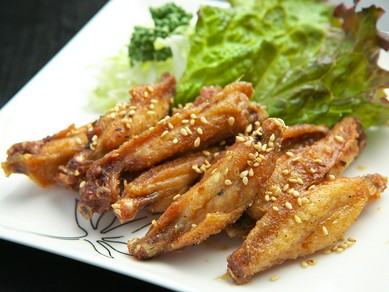 ビールのすすむ『手羽香味揚げ』