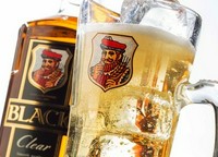 定番のソフトドリンク、サッポロ生、（タワーサーバーもあり）サワー、ノンアルコールカクテルから
ワインセラーのボトルワインまで
ドリンクだけでも約70種ご用意　350円～