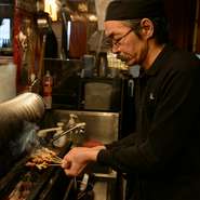 素材だけでなく調味料もオリジナルにこだわり、美味しさを追求