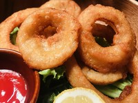 サイドメニューの定番。
ビールがすすみます。