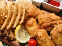 イギリス発祥のパーティーメニュー。フィッシュフライとツイスターポテトで2次会にもどうぞ。