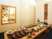 女子だけで集まるならこれ！
ローストビーフ・ジャーカクテルサラダなど、女性心をくすぐるお料理内容！
