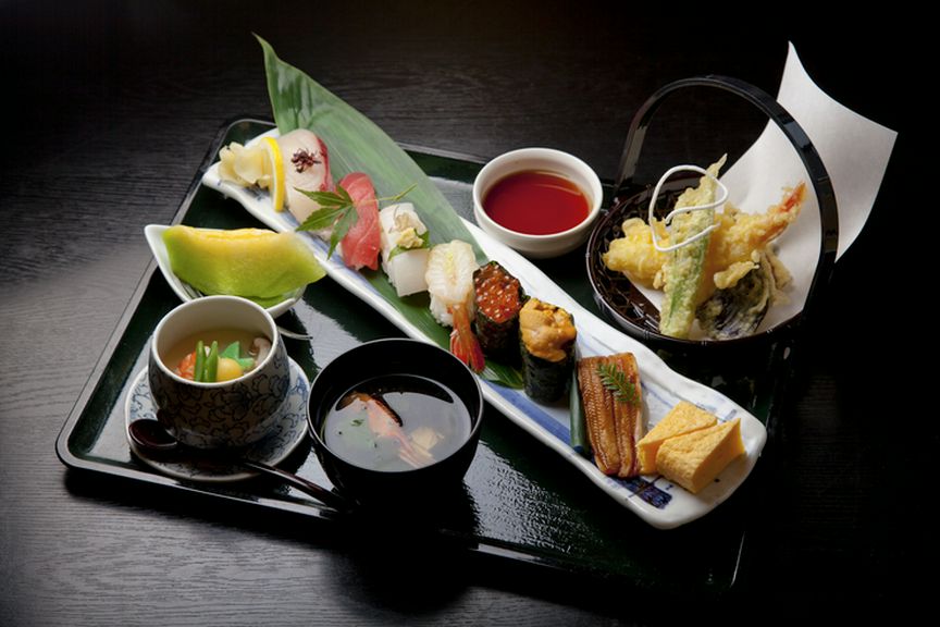 いろいろ食べたい人におすすめな『すし膳』