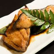 自家製タレが美味。身が柔らかく脂がのっています。