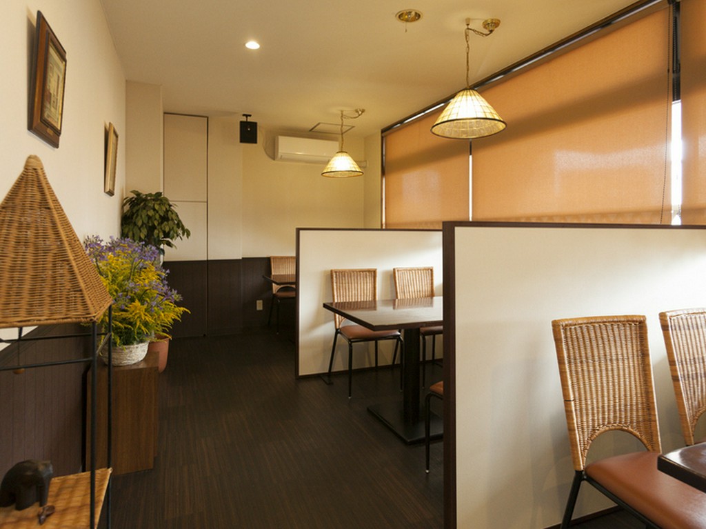 あたたかな雰囲気が女子会向きの洋食店