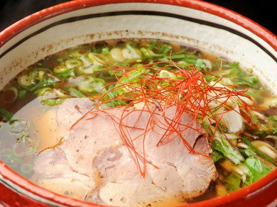 たっぷりのねぎを香りと共にいただく『ねぎそば』