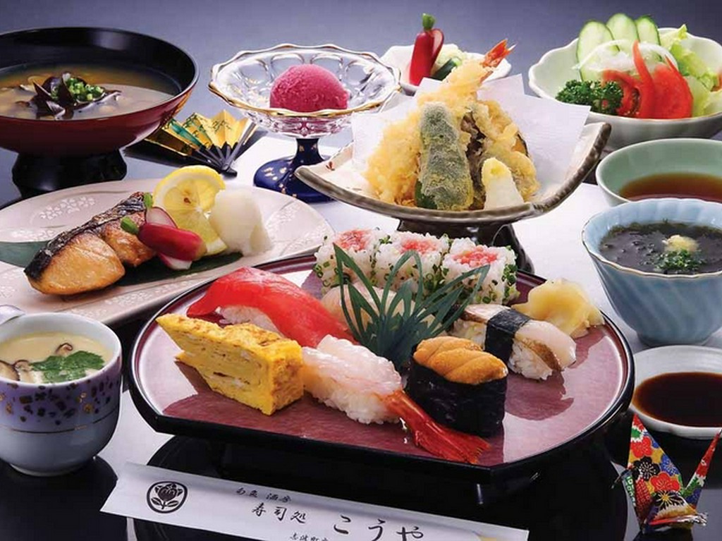 寿司と一品料理を組み合わせた、コース仕立ての『寿司会席』です