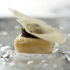 定番のアミューズ『最初の一皿』