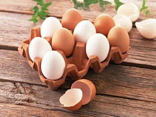 生で食べられる新鮮で濃厚な味わいの「卵」