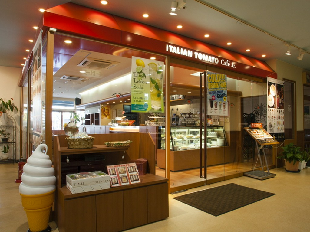 気軽に立ち寄れるヨーロピアンスタイルのカジュアルカフェ