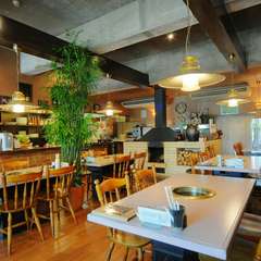 知る人ぞ知るお肉が旨い店『ジュージュ亭』