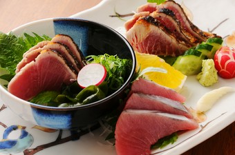 [初鰹の季節です]鰹三種盛り