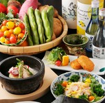 季節料理とお酒。全8品のお料理と2時間飲放題付のご宴会コース。
※お料理のみ(飲み放題無し)は4000円です