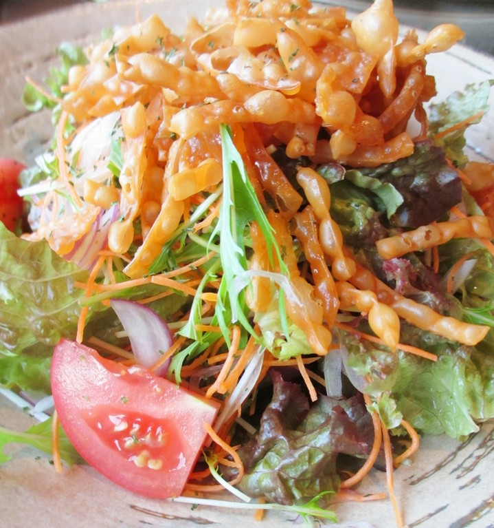 おまかせサラダ