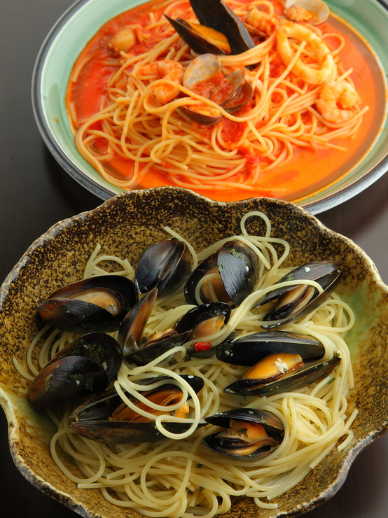4200 yen course: 10 Japanese and Western dishes