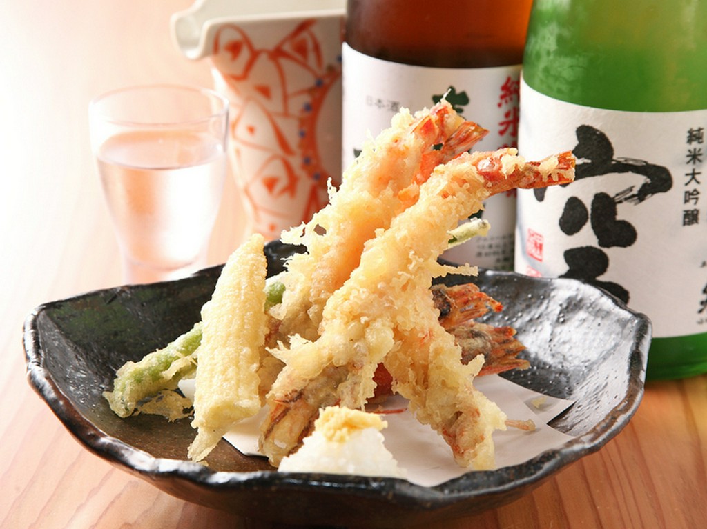 海老の鮮度の良さがいきています！　『車海老の天ぷら』