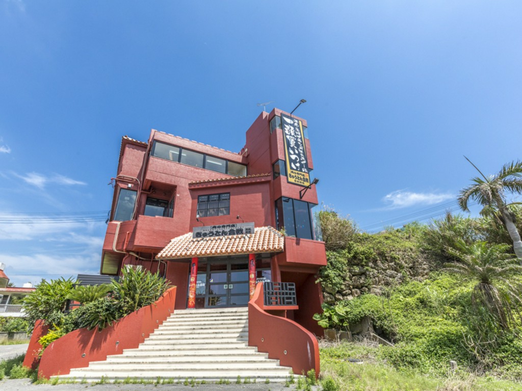 開放的な空間で過ごす、ゆったりとした時間