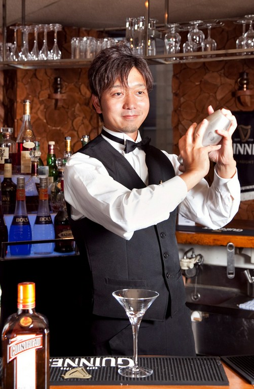 一流の「ショー」を楽しめるバー