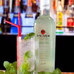 爽やかなフレッシュミントの香りを楽しめるカクテル