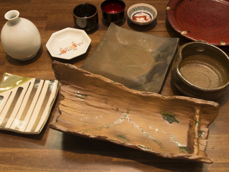 拘りの料理は有田焼・小石原焼・備前焼の器でお出しします。