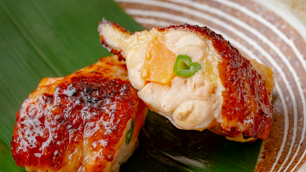 適度な歯ごたえとコクがあり、臭みや雑味が少ないのが特長『小樽地鶏堪能コース』