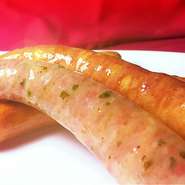 ビールに合うソーセージ4種の盛り合わせです。