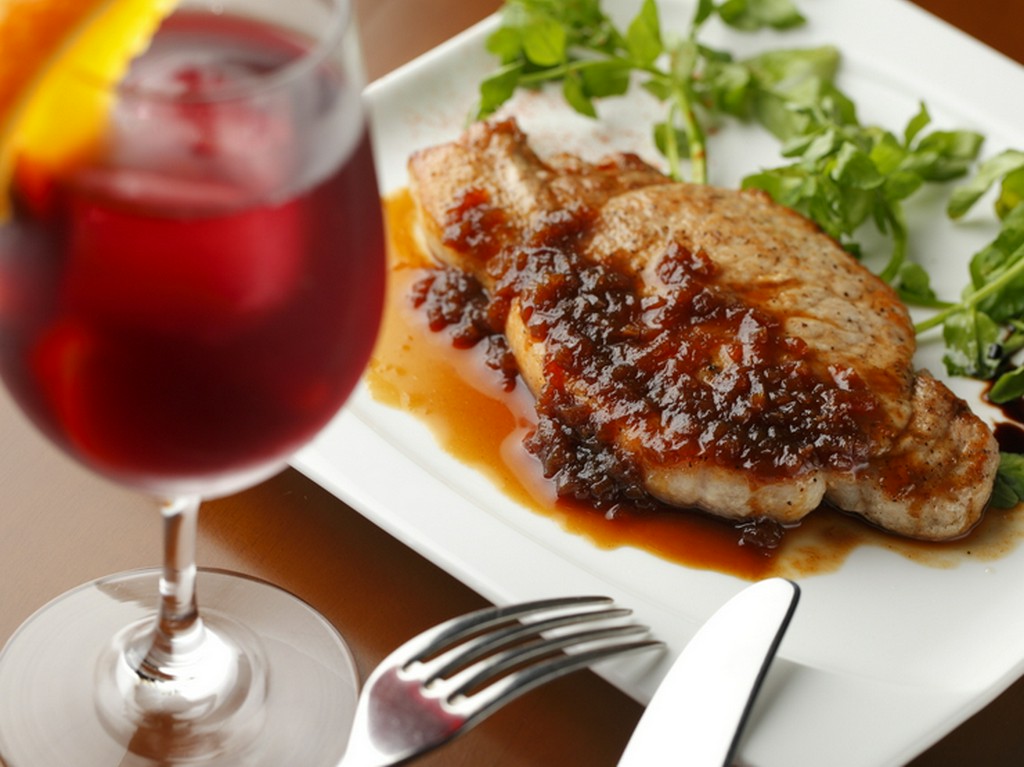 厳選した上質の食材が決め手『3元豚のグリル』